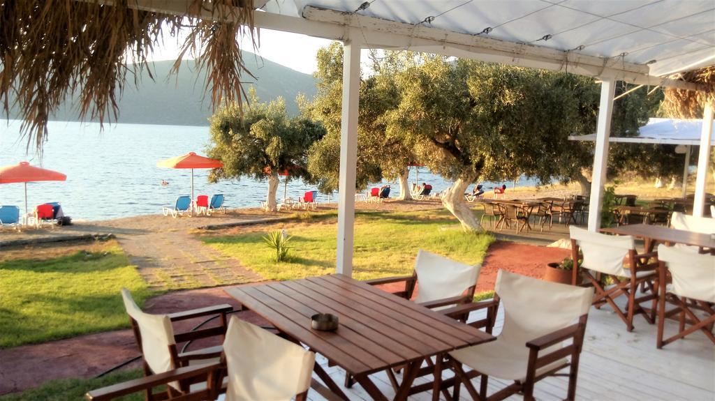 Waterfront Mediterranean Villa Szkroponéria Szoba fotó