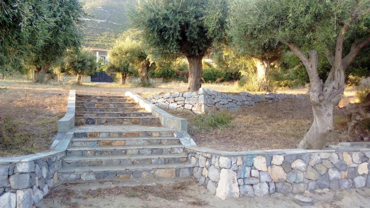 Waterfront Mediterranean Villa Szkroponéria Kültér fotó